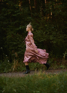 Шелковое платье с воланами фото 846864