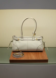 Сумка medium tote bag из кожи
 фото 803034